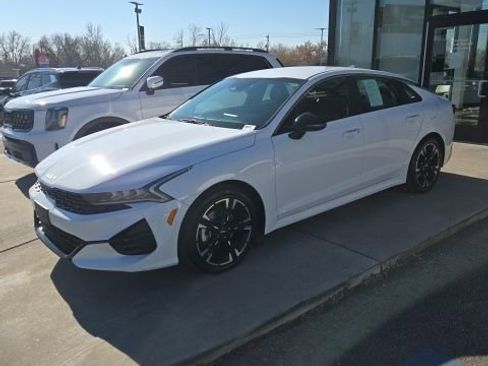 Used 2023 Kia K5 GT-Line image 2