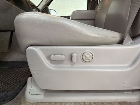 Used 2008 Chevrolet Suburban LTZ w/ LTZ Preferred Equipment Group AWD/4WD image 12
