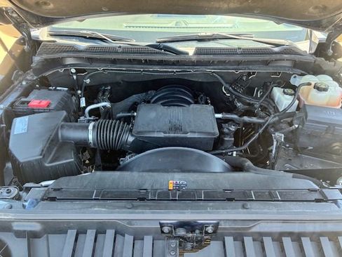 Used 2020 GMC Sierra 2500 SLE w/ SLE Value Package; AWD/4WD image 6