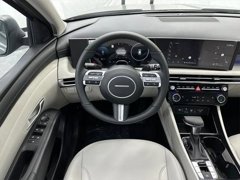 New 2026 Hyundai Tucson SEL image 25