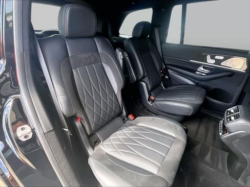 Used 2024 Mercedes-Benz GLS 63 AMG 4MATIC image 18