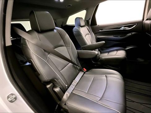 Used 2021 Buick Enclave Avenir w/ Avenir Technology Package FWD image 25
