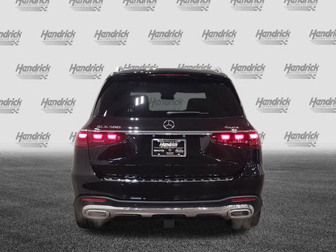 New 2026 Mercedes-Benz GLS 580 4MATIC image 5