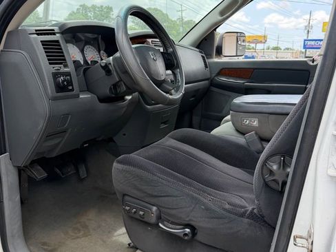 Used 2006 Dodge Ram 2500 Truck SLT w/ Quad Cab Big Horn Value Group image 12