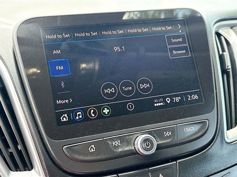 Used 2025 Chevrolet Malibu RS FWD image 15
