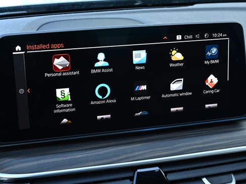 Certified 2022 BMW 530e w/ Premium Package image 43