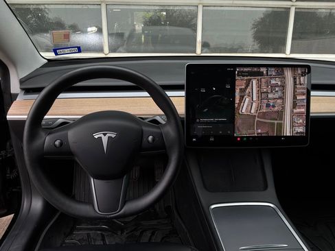 Used 2021 Tesla Model 3 Long Range image 14