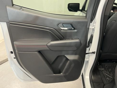 New 2026 Chevrolet Colorado Z71 image 19