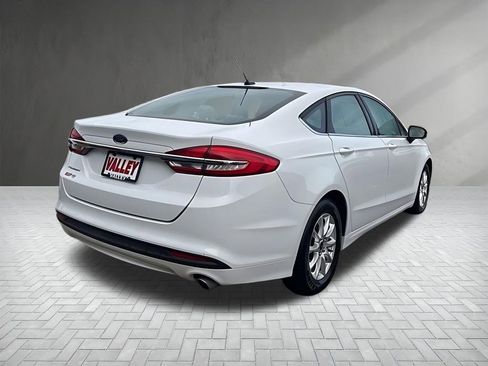 Used 2017 Ford Fusion S image 7