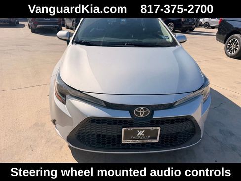 Used 2020 Toyota Corolla LE image 7