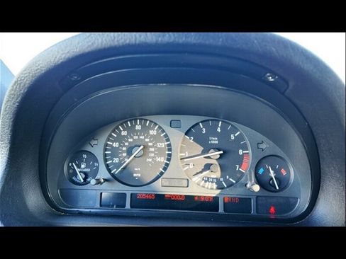 Used 2003 BMW X5 3.0i image 8