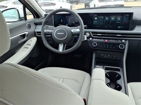 New 2026 Hyundai Sonata SEL image 4