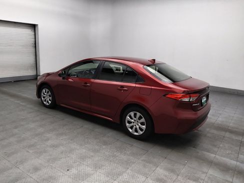 Used 2022 Toyota Corolla LE FWD image 3