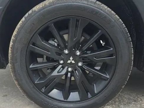 Used 2023 Mitsubishi Eclipse Cross LE AWD/4WD image 44