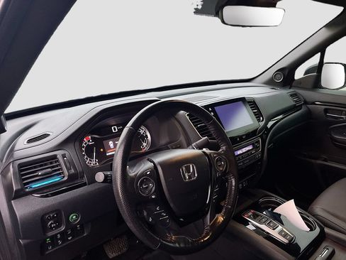 Used 2023 Honda Ridgeline Black Edition image 9