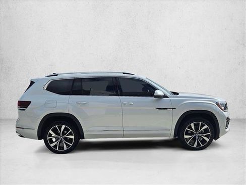 Used 2024 Volkswagen Atlas SEL Premium R-Line AWD/4WD image 4