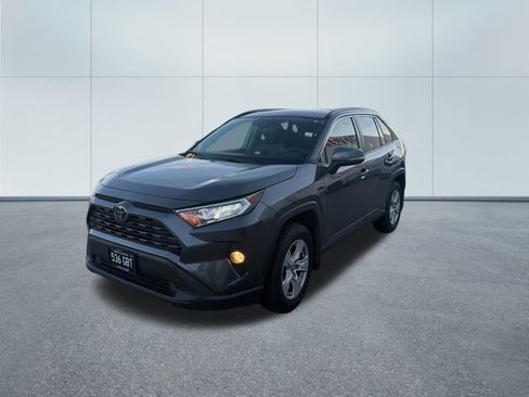 Used 2019 Toyota RAV4 XLE image 3