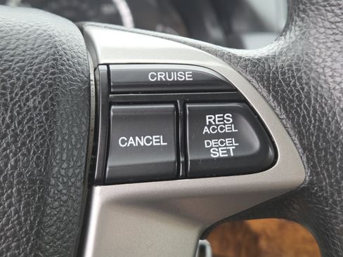 Used 2012 Honda Accord EX image 5