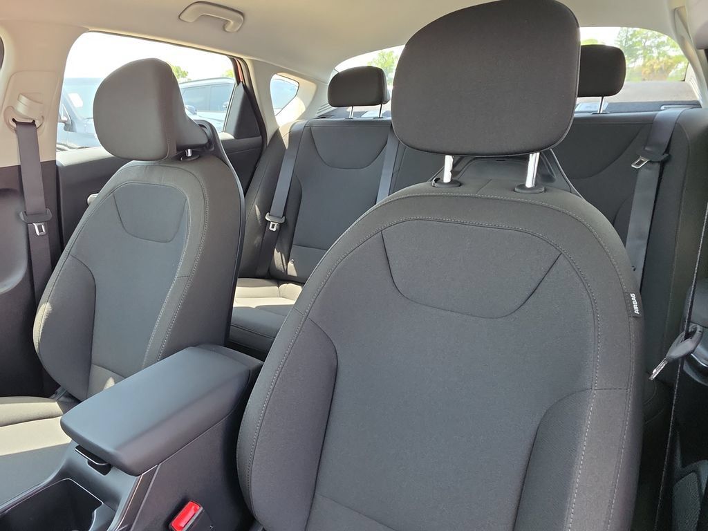New 2026 Kia K4 FWD image 21
