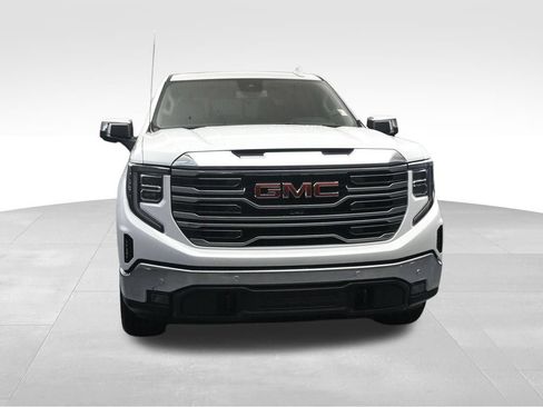Used 2023 GMC Sierra 1500 SLT w/ SLT Premium Plus Package AWD/4WD image 8