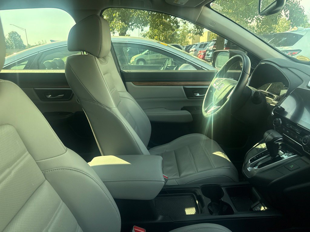 Used 2018 Honda CR-V Touring image 11