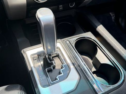 Used 2015 Toyota Tundra Platinum RWD image 35