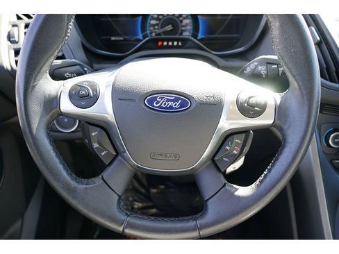 Used 2017 Ford C-MAX SE image 23