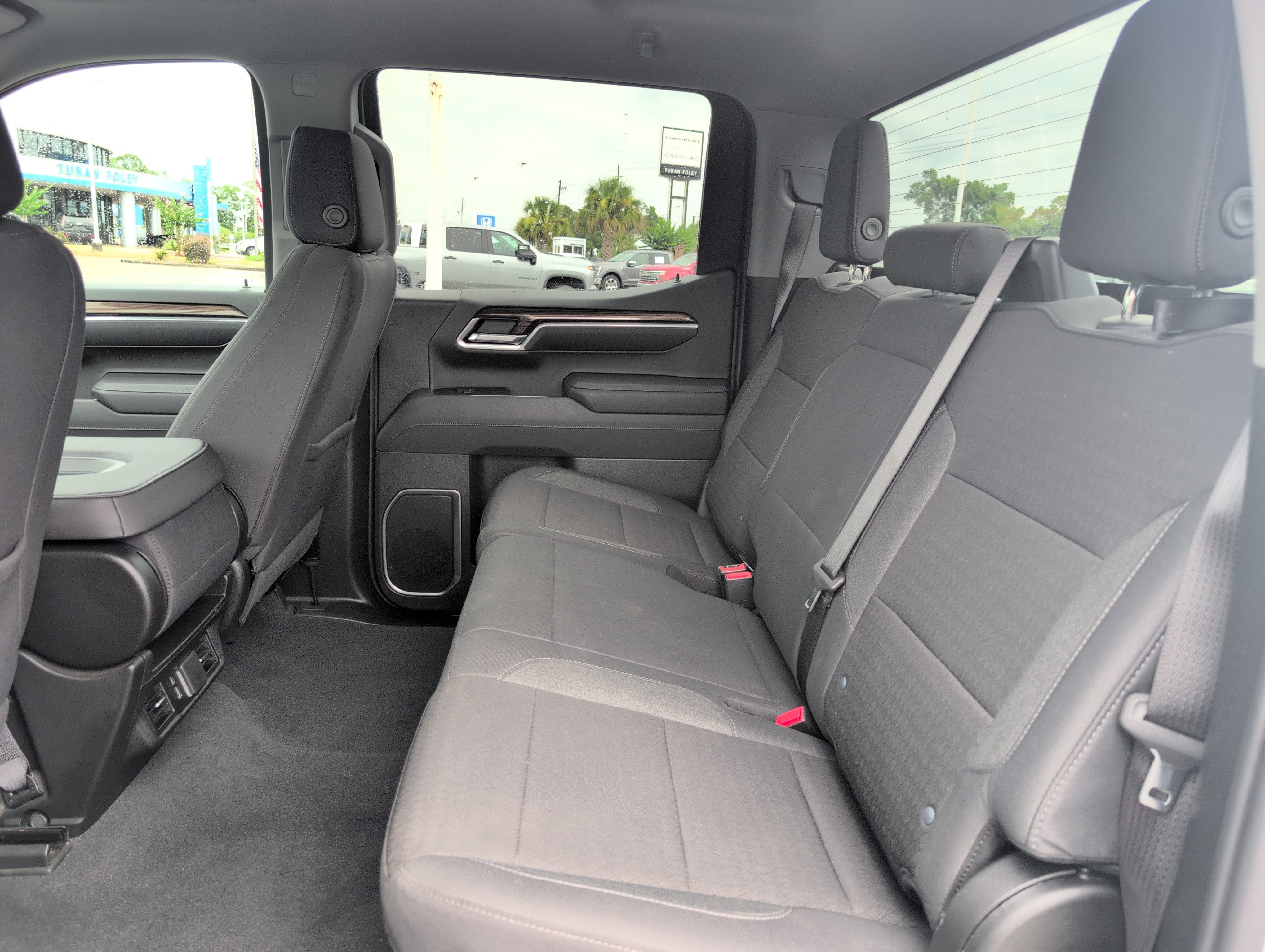Used 2026 Chevrolet Silverado 1500 LT AWD/4WD image 31