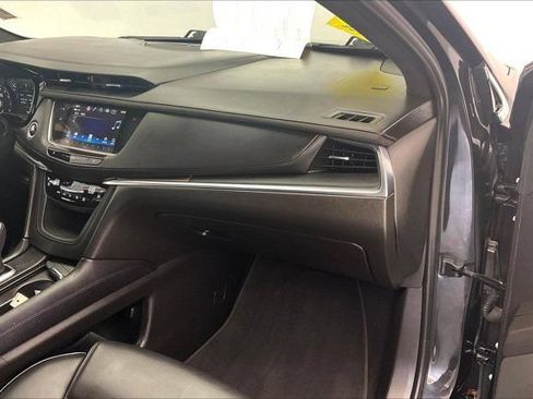 Used 2019 Cadillac XT5 Platinum AWD/4WD image 15
