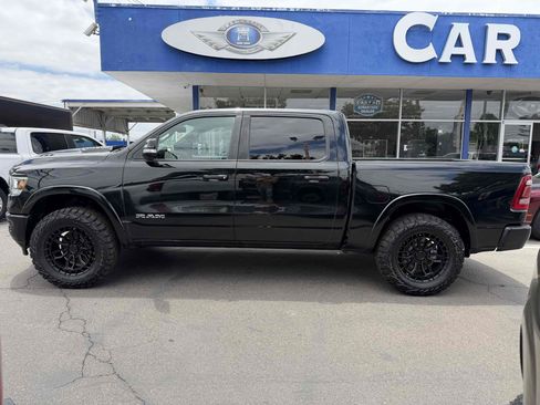 Used 2019 RAM 1500 Laramie AWD/4WD image 8
