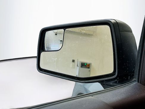 Used 2024 GMC Sierra 1500 Elevation image 16