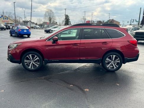 Used 2018 Subaru Outback 2.5i Limited image 4
