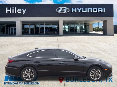 Certified 2021 Hyundai Sonata SEL w/ Convenience Package image 3