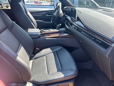 Used 2023 Cadillac Escalade Luxury w/ LPO, Floor Liner Package AWD/4WD image 2