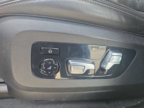 Used 2021 BMW X7 xDrive40i w/ Luxury Seating Package AWD/4WD image 12