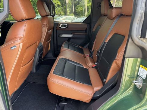 Used 2023 Ford Bronco Outer Banks AWD/4WD image 17