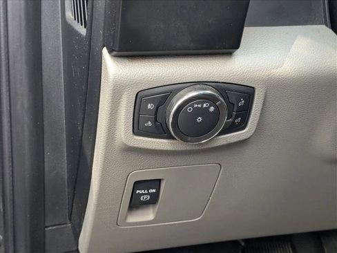 Used 2019 Ford F150 XL w/ Equipment Group 101A Mid AWD/4WD image 10