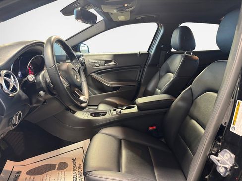 Used 2020 Mercedes-Benz GLA 250 4MATIC image 12