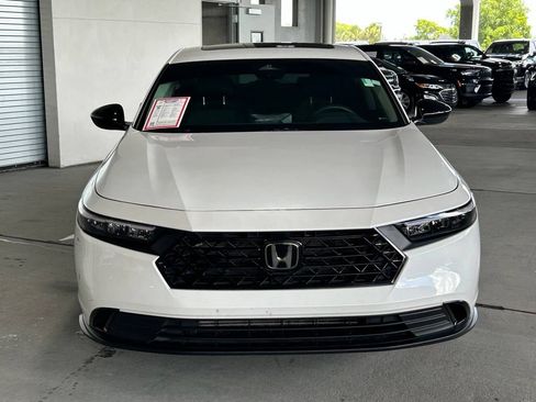 Used 2025 Honda Accord SE image 6