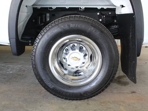 Used 2024 Chevrolet Silverado 3500 W/T w/ WT Convenience Package AWD/4WD image 26