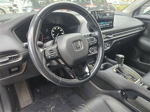 Used 2023 Honda HR-V EX-L image 12