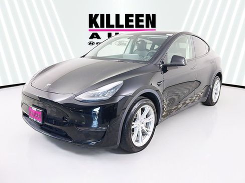 Used 2021 Tesla Model Y Long Range image 3