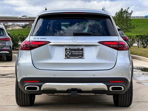 Used 2025 Mercedes-Benz GLE 350 4MATIC image 7