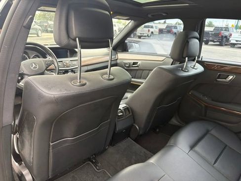 Used 2011 Mercedes-Benz E 350 4MATIC Sedan image 18