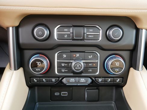Used 2023 Chevrolet Tahoe Premier w/ Max Trailering Package AWD/4WD image 23