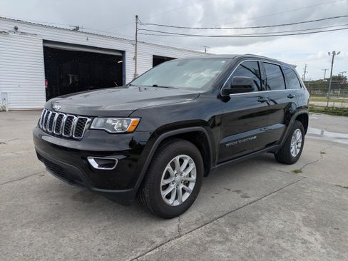 Used 2022 Jeep Grand Cherokee Laredo E RWD image 8
