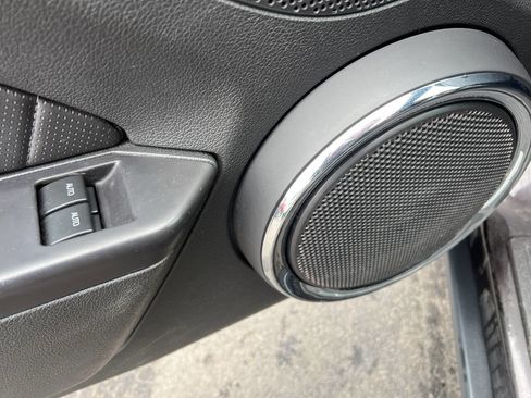 Used 2012 Ford Mustang Premium image 13