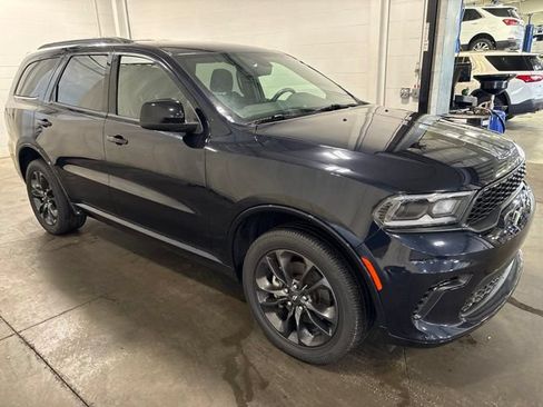 Used 2024 Dodge Durango GT w/ Blacktop Package AWD/4WD image 3