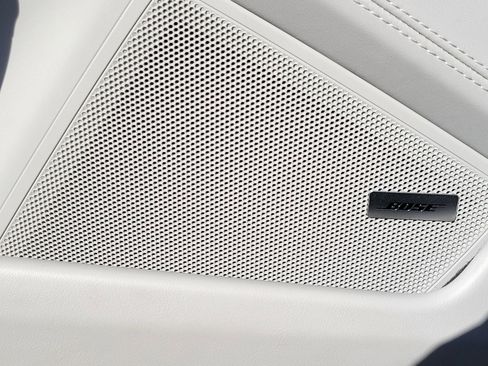 Certified 2025 Porsche 911 Carrera image 24