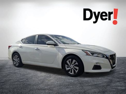 Used 2020 Nissan Altima 2.5 S FWD image 1